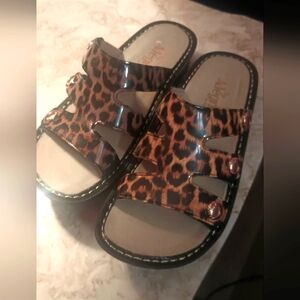 Alegria Dinah Leopard print comfort sandals